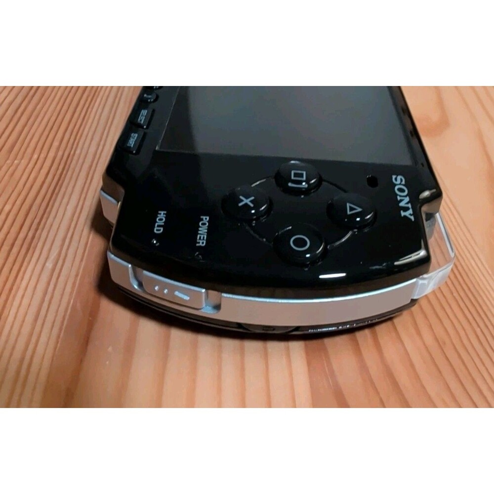 Sony PlayStation PSP-2001 Black with Charging Cable, 8 GB Memory Card - Picture 4 of 10
